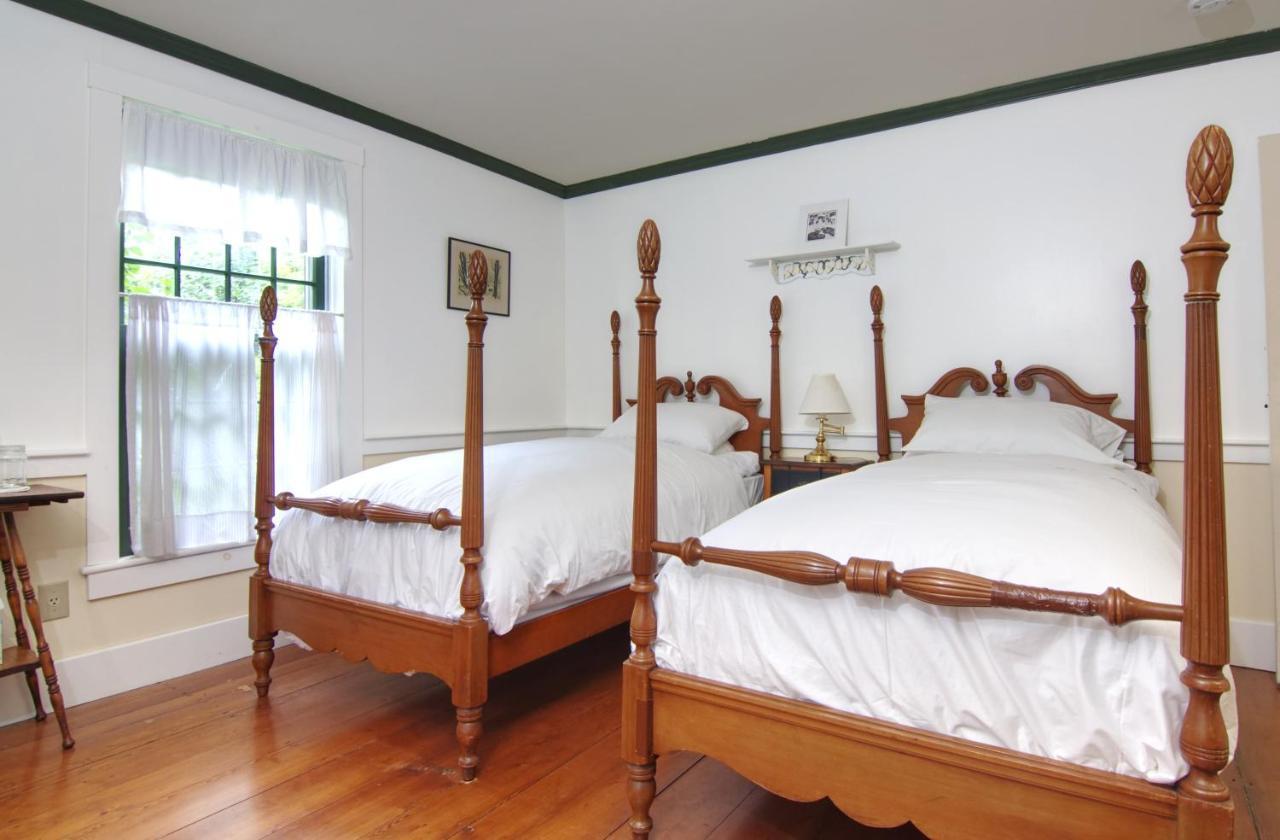 The Featherbed Inn Waitsfield Екстер'єр фото