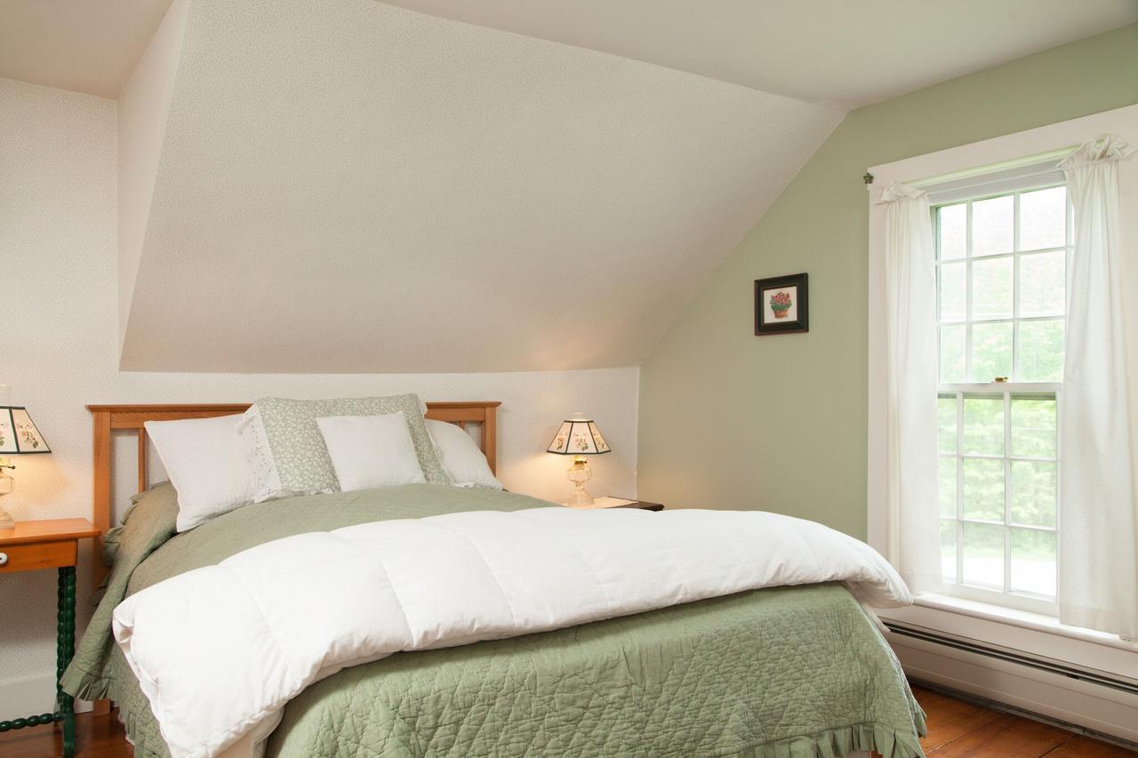 The Featherbed Inn Waitsfield Екстер'єр фото